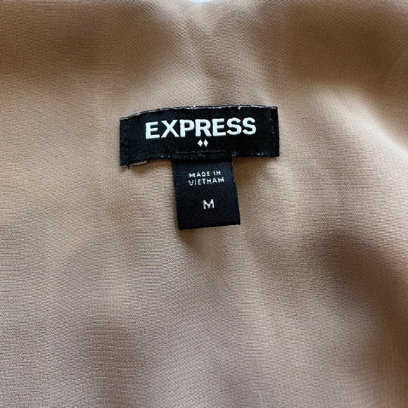 🩰ballerina pink cami in gathered satin, fully lined - Picture 4 of 4